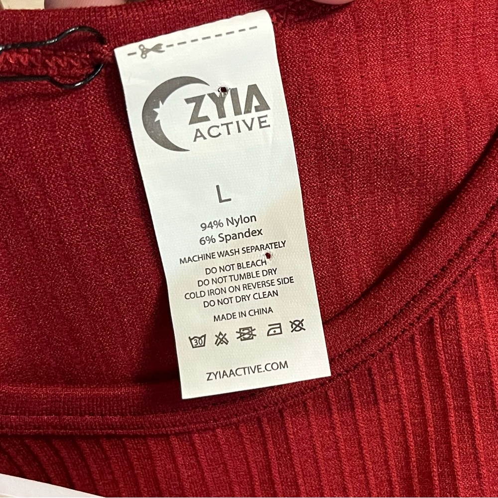 Zyia Parallel Tank - Picture 8 of 12